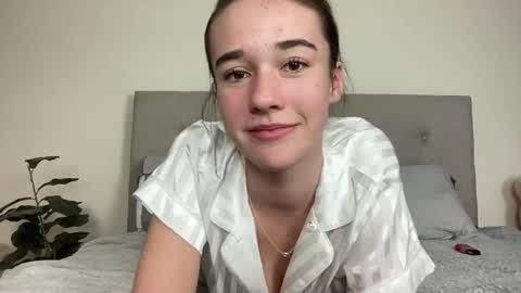 urs xxx content in my bio online show from April 17, 2026, 12:46 am