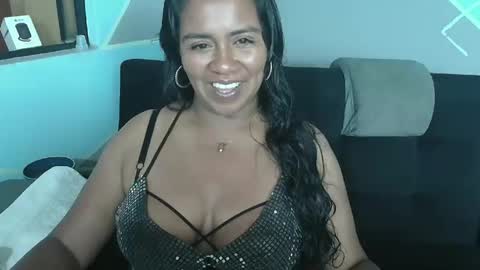 Snapshot of saggil_0385 chatting on April 25, 2026, 8:06 am saggil_0385 online show from April 25, 2026, 8:06 am