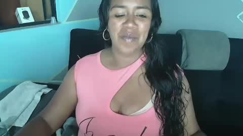 Snapshot of saggil_0385 chatting on April 29, 2026, 6:28 am saggil_0385 online show from April 29, 2026, 6:28 am