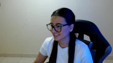 Sahaliefox  online show from June 30, 2026, 9:05 pm