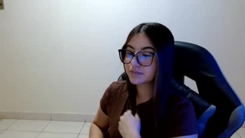 Sahaliefox  online show from July 17, 2026, 10:14 pm