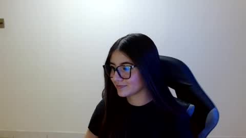 Sahaliefox  online show from July 26, 2026, 7:54 pm