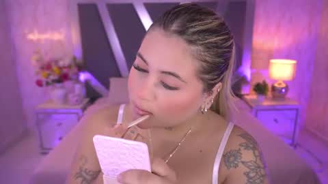 Snapshot of sahury_sweet chatting on July 28, 2026, 3:57 am Sahury Sweet online show from July 28, 2026, 3:57 am