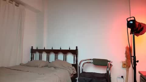 Sindy Scott online show from December 22, 2025, 4:37 pm