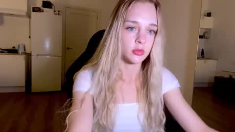 Sofia online show from September 18, 2025, 7:27 pm