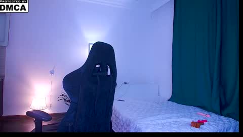 Sofia online show from May 19, 2026, 3:02 am