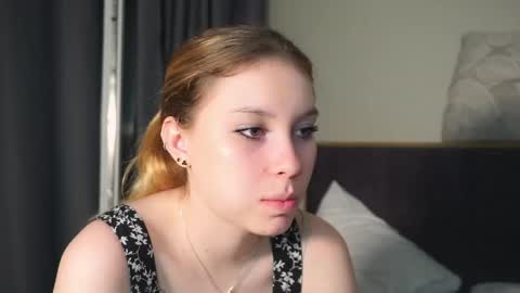 Snapshot of sairally chatting on May 19, 2026, 8:48 pm Ariel online show from May 19, 2026, 8:48 pm