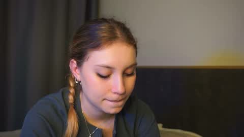 Snapshot of sairally chatting on May 21, 2026, 9:44 pm Ariel online show from May 21, 2026, 9:44 pm