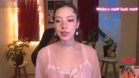 Snapshot of sakuraa_beauty chatting on June 26, 2026, 3:22 am Sakura online show from June 26, 2026, 3:22 am