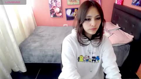 sakuraamimi online show from July 28, 2026, 8:52 pm