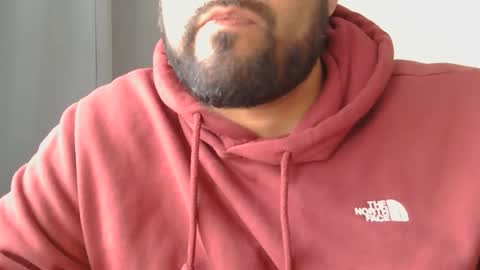Snapshot of sal_cumplaciente chatting on April 30, 2026, 4:35 pm sal cumplaciente online show from April 30, 2026, 4:35 pm