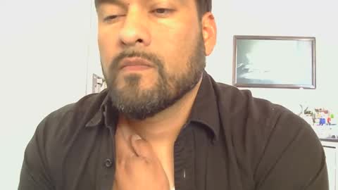 Snapshot of sal_cumplaciente chatting on May 15, 2026, 10:06 pm sal cumplaciente online show from May 15, 2026, 10:06 pm