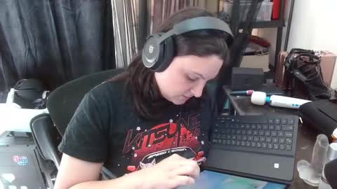 salacious_bunny online show from March 1, 2026, 1:46 pm