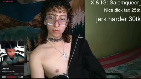 Snapshot of salemqueer_ chatting on November 30, 2025, 5:28 pm Sam online show from November 30, 2025, 5:28 pm