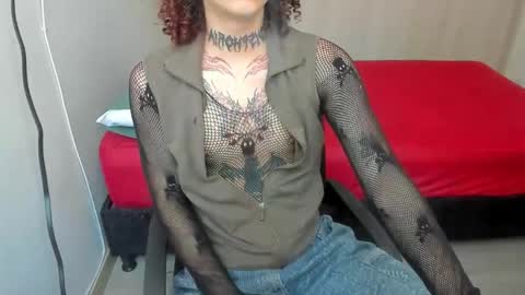 Snapshot of salemqueer_ chatting on April 10, 2026, 11:59 am Sam online show from April 10, 2026, 11:59 am