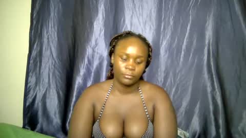 sally_bee1 online show from July 27, 2026, 8:05 pm