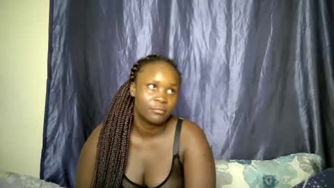 sally_bee1 online show from July 28, 2026, 3:21 pm