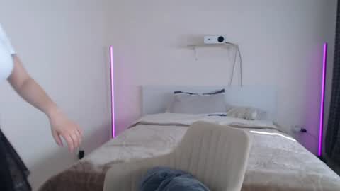 Sally online show from June 25, 2026, 6:18 am