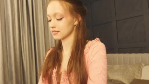 Snapshot of sallypinkman chatting on June 1, 2026, 4:20 pm Sally Pinkman online show from June 1, 2026, 4:20 pm