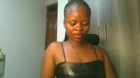 Snapshot of sallysasha254 chatting on December 7, 2024, 7:32 pm sallysasha254 online show from December 7, 2024, 7:32 pm