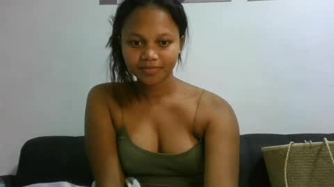 SallyWett online show from July 25, 2026, 7:00 pm