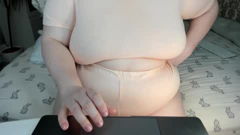 SalmaRoth online show from February 23, 2025, 8:00 pm