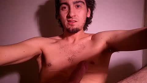 salmonman1305 online show from February 28, 2025, 12:21 am