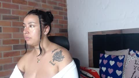   online show from May 25, 2026, 10:38 pm