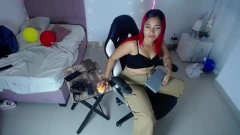 salome_horny3 online show from July 5, 2026, 11:39 am
