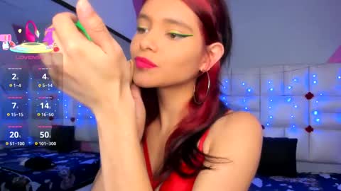 Snapshot of salome_rouse chatting on March 12, 2025, 9:24 pm Salome Rose online show from March 12, 2025, 9:24 pm