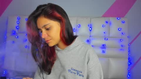 Snapshot of salome_rouse chatting on September 30, 2025, 2:44 pm Salome Rose online show from September 30, 2025, 2:44 pm