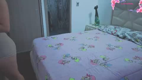 Salome  online show from July 28, 2026, 11:04 pm