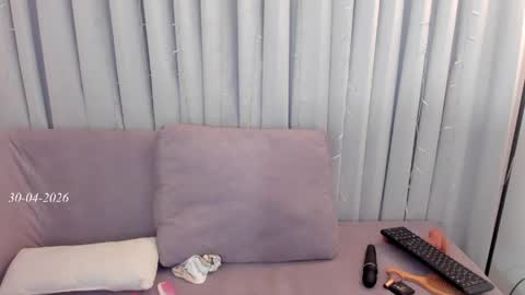 Snapshot of salome_velour chatting on April 30, 2026, 12:33 pm Salome velour online show from April 30, 2026, 12:33 pm
