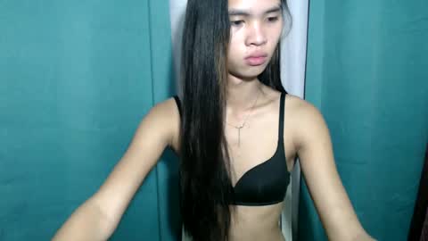 salsallera69x online show from February 3, 2025, 7:42 pm