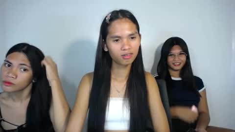 salsallera69x online show from April 18, 2026, 6:23 pm