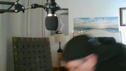 salsbud2022 online show from January 3, 2025, 4:44 am