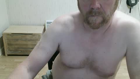 Snapshot of saltimbanquier chatting on May 28, 2026, 10:12 am Saltimbanquier Salt ou Banquier online show from May 28, 2026, 10:12 am