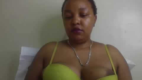 Snapshot of salty_surprise_ chatting on March 5, 2025, 1:42 am salty_surprise_ online show from March 5, 2025, 1:42 am