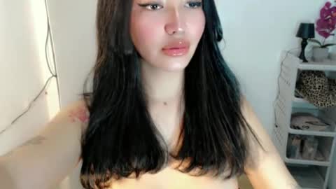 Salva online show from June 12, 2026, 3:16 am
