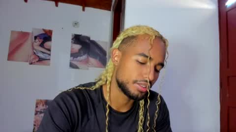 salvatore_amator online show from June 11, 2026, 1:53 pm