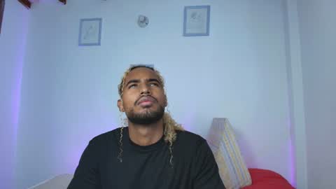 salvatore_amator online show from July 5, 2026, 5:14 am