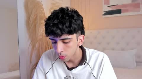 Snapshot of salvatore_monterey chatting on October 2, 2025, 8:27 pm salvatore online show from October 2, 2025, 8:27 pm