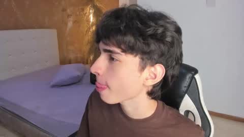 salvatore  online show from March 8, 2026, 9:29 pm