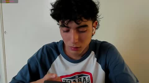 Snapshot of salvatore_montt chatting on March 8, 2025, 6:05 pm salvatore_montt online show from March 8, 2025, 6:05 pm