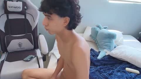 Snapshot of salvatore_montt chatting on October 15, 2025, 7:03 pm salvatore_montt online show from October 15, 2025, 7:03 pm