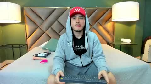 Snapshot of salvattore_muller chatting on April 20, 2026, 1:30 am Salvatore online show from April 20, 2026, 1:30 am