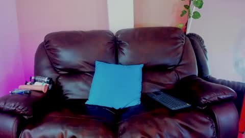 Snapshot of salvattore_muller chatting on May 28, 2026, 12:08 am Salvatore online show from May 28, 2026, 12:08 am