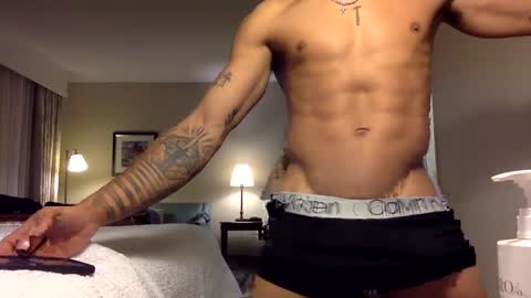 Snapshot of sam9826wh chatting on December 14, 2024, 3:40 am sam9826wh online show from December 14, 2024, 3:40 am