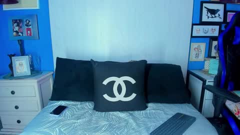 Snapshot of sam__cute chatting on September 8, 2025, 3:33 pm sam__cute online show from September 8, 2025, 3:33 pm