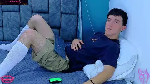 Snapshot of sam_boycash chatting on January 15, 2026, 7:39 pm SAM online show from January 15, 2026, 7:39 pm